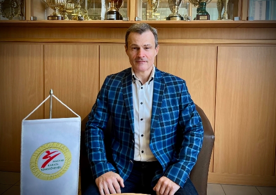 ÚJRA Dr. TAHON RÓBERT A MAGYAR KARATE SZAKSZÖVETSÉG FŐTITKÁRA